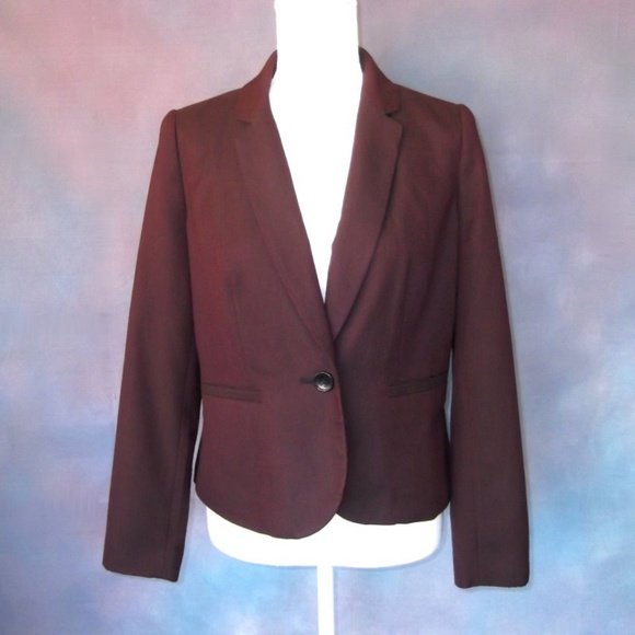 Worthington Jackets & Blazers - Worthington Petite Burgundy Cropped Blazer PM